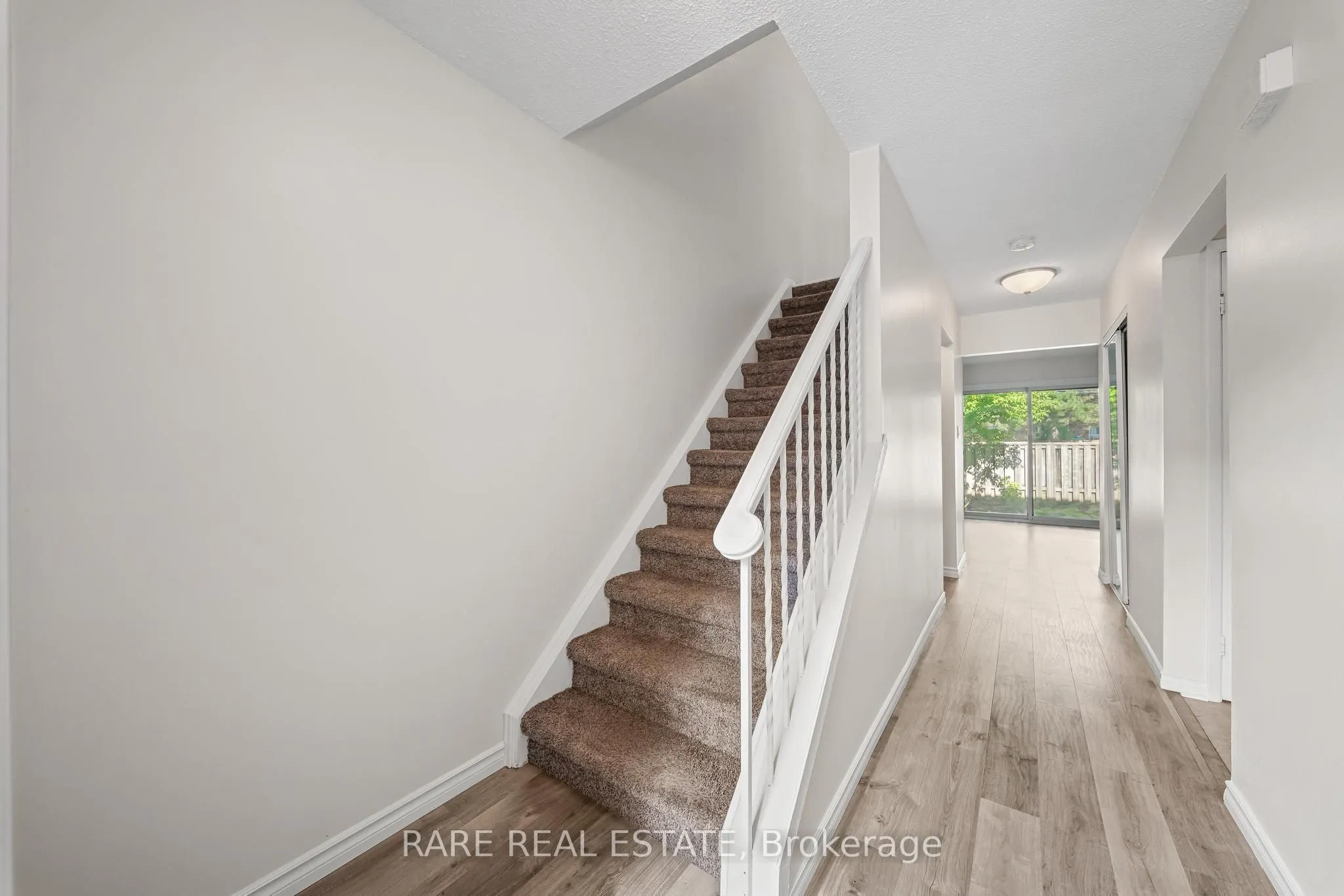 221 Ormond Drive #18