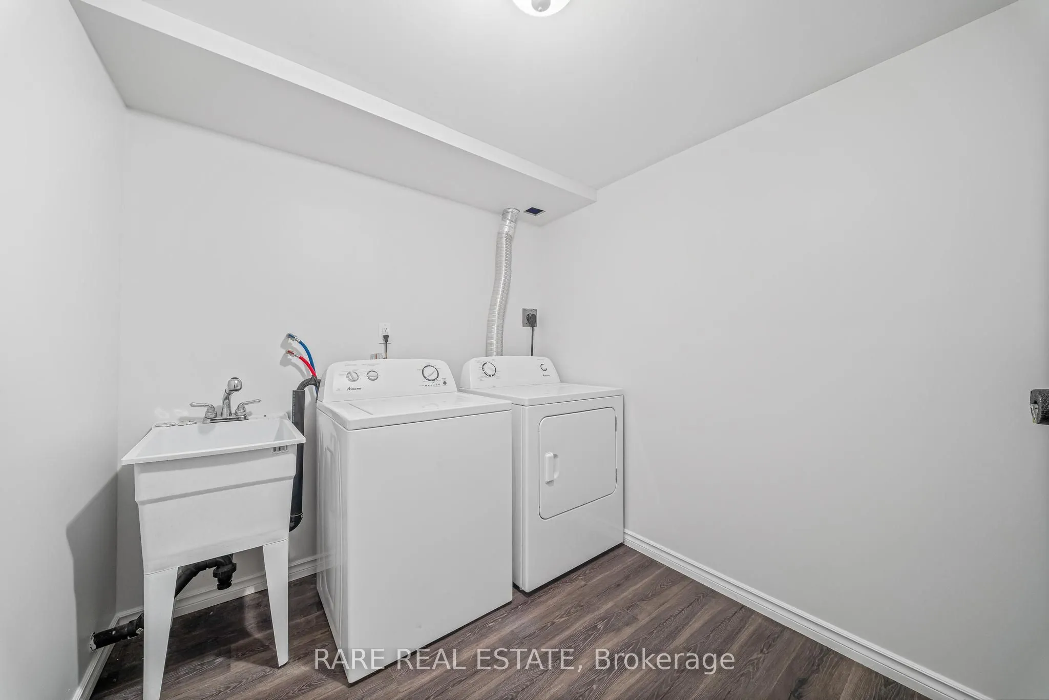 221 Ormond Drive #18