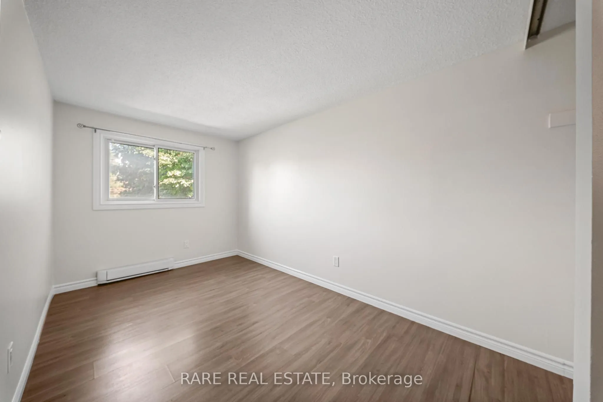 221 Ormond Drive #18