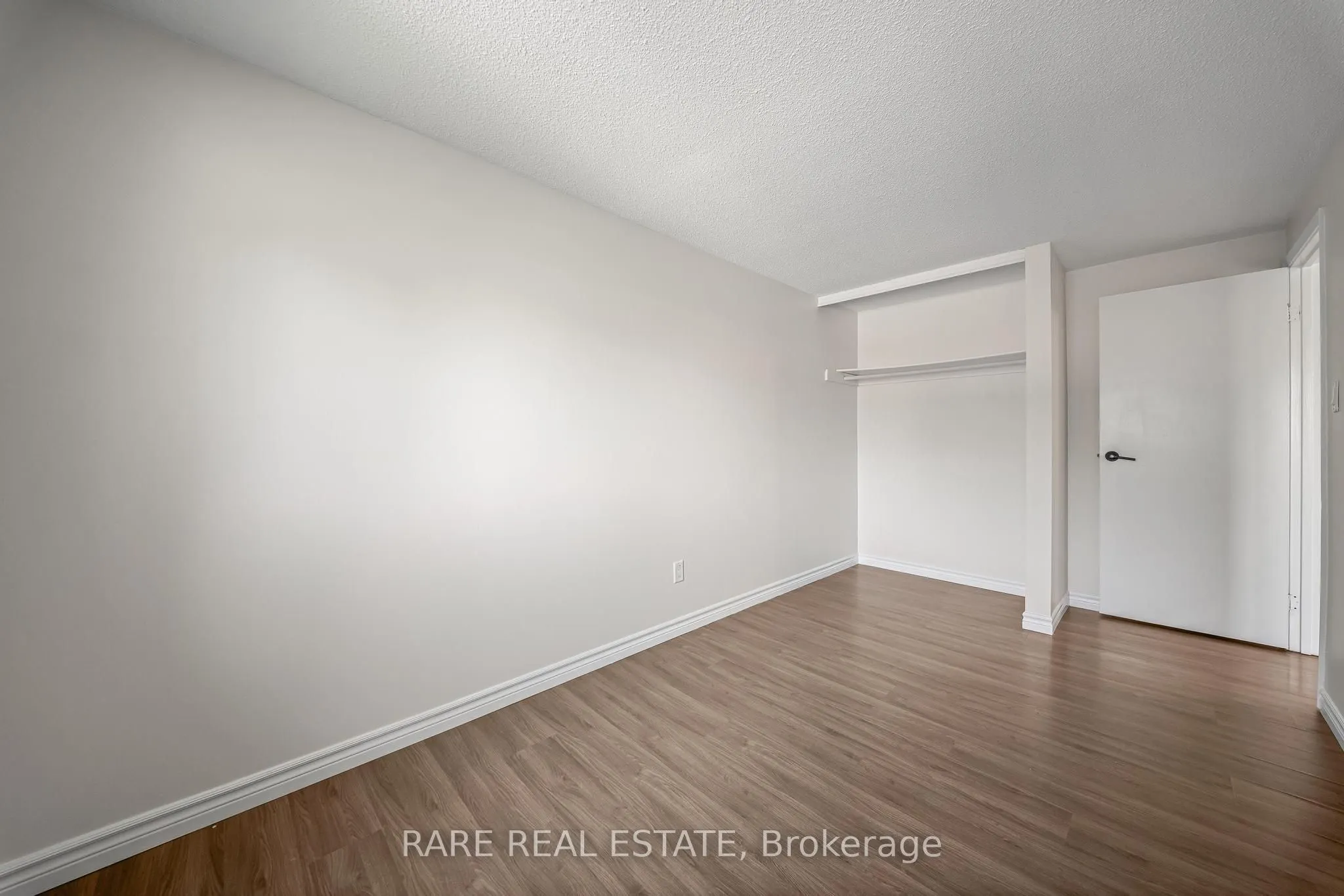 221 Ormond Drive #18