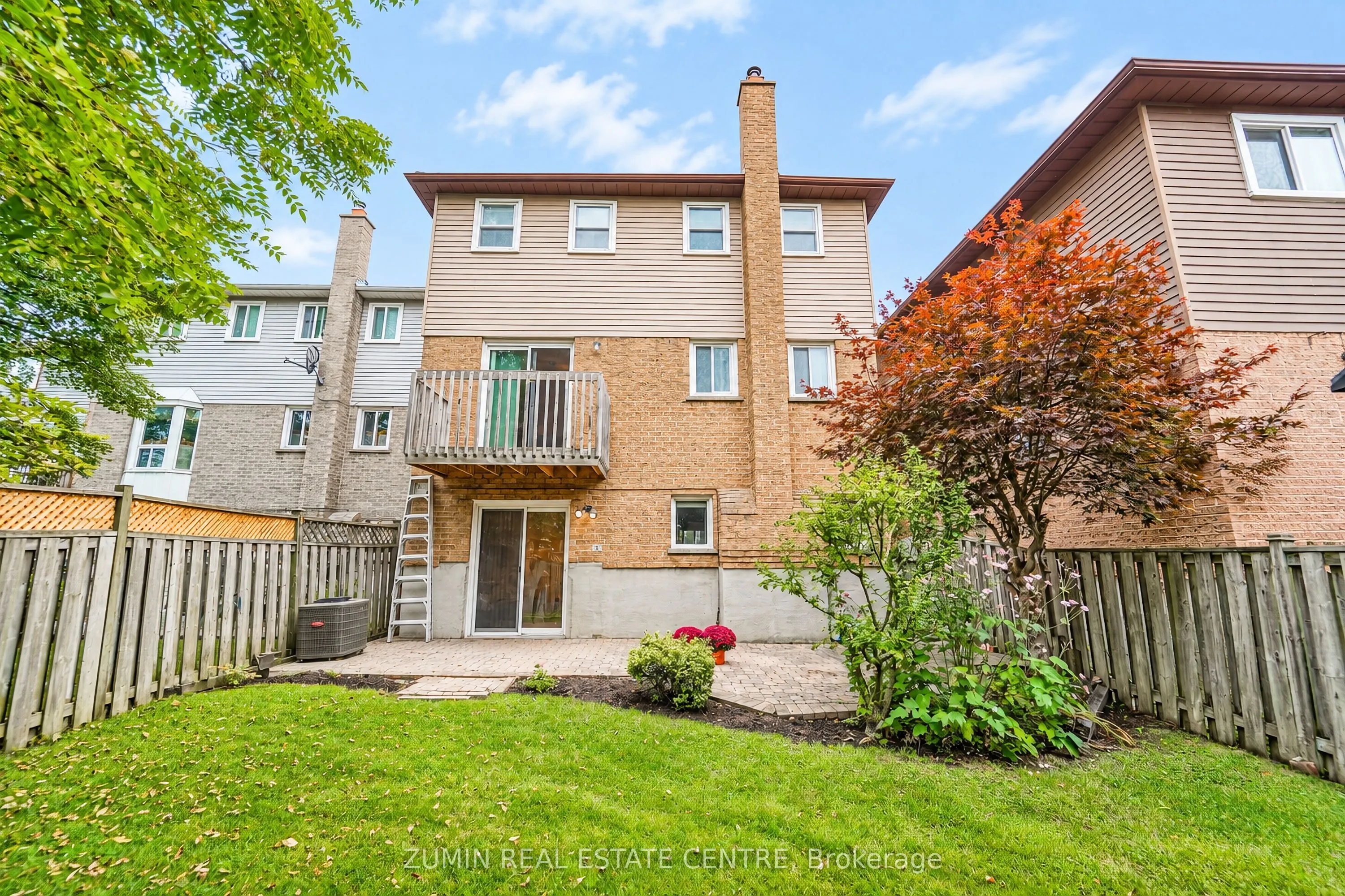 11 Whittington Court