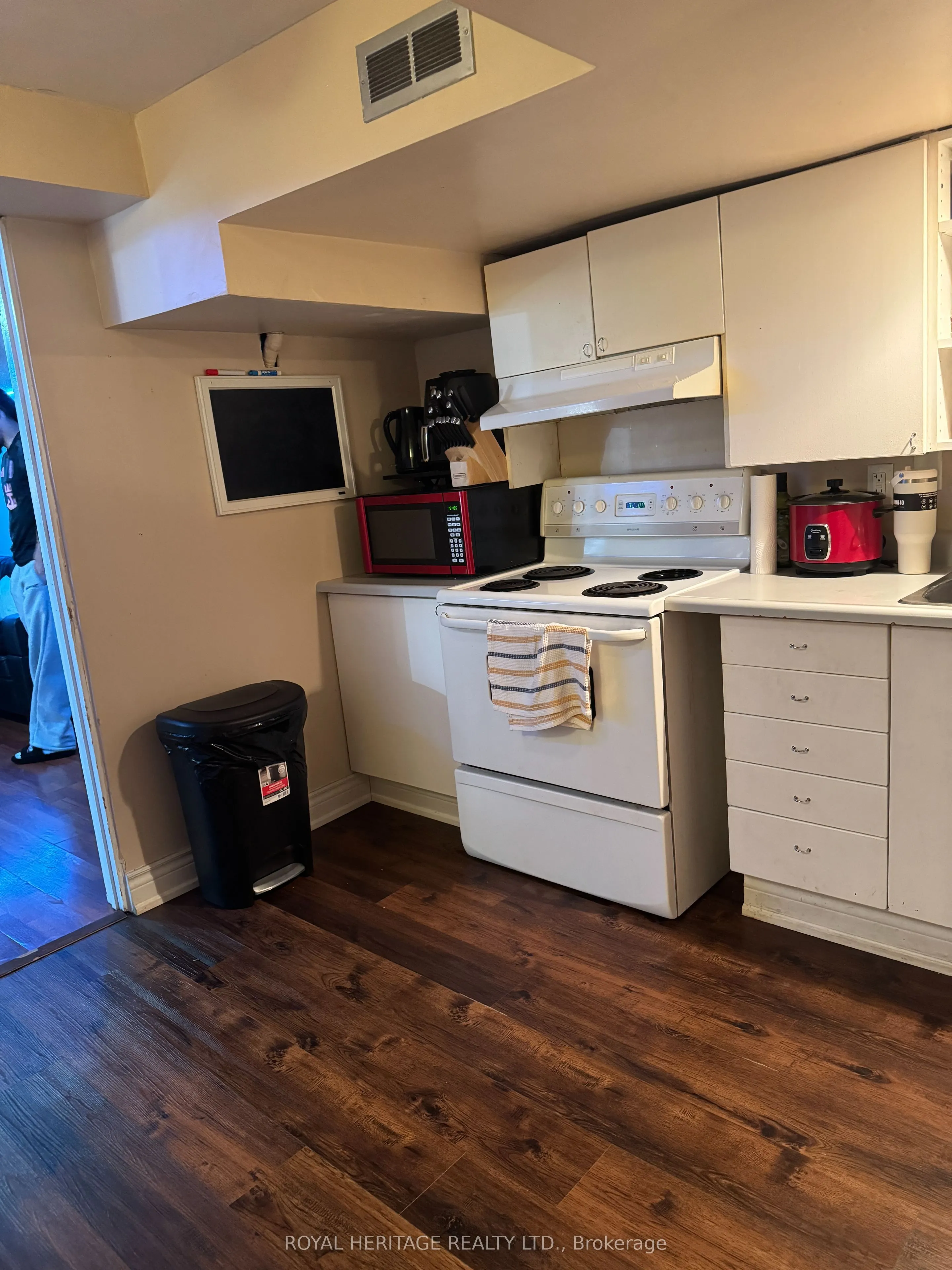 586 Creekview Circle #BSMT