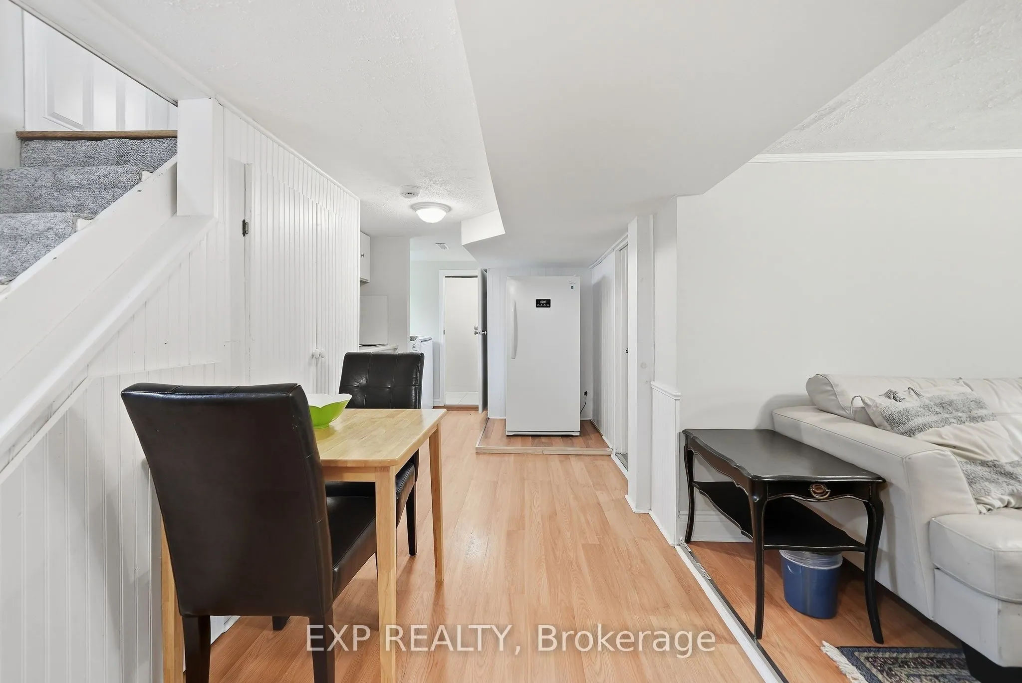 312 Walnut Street W