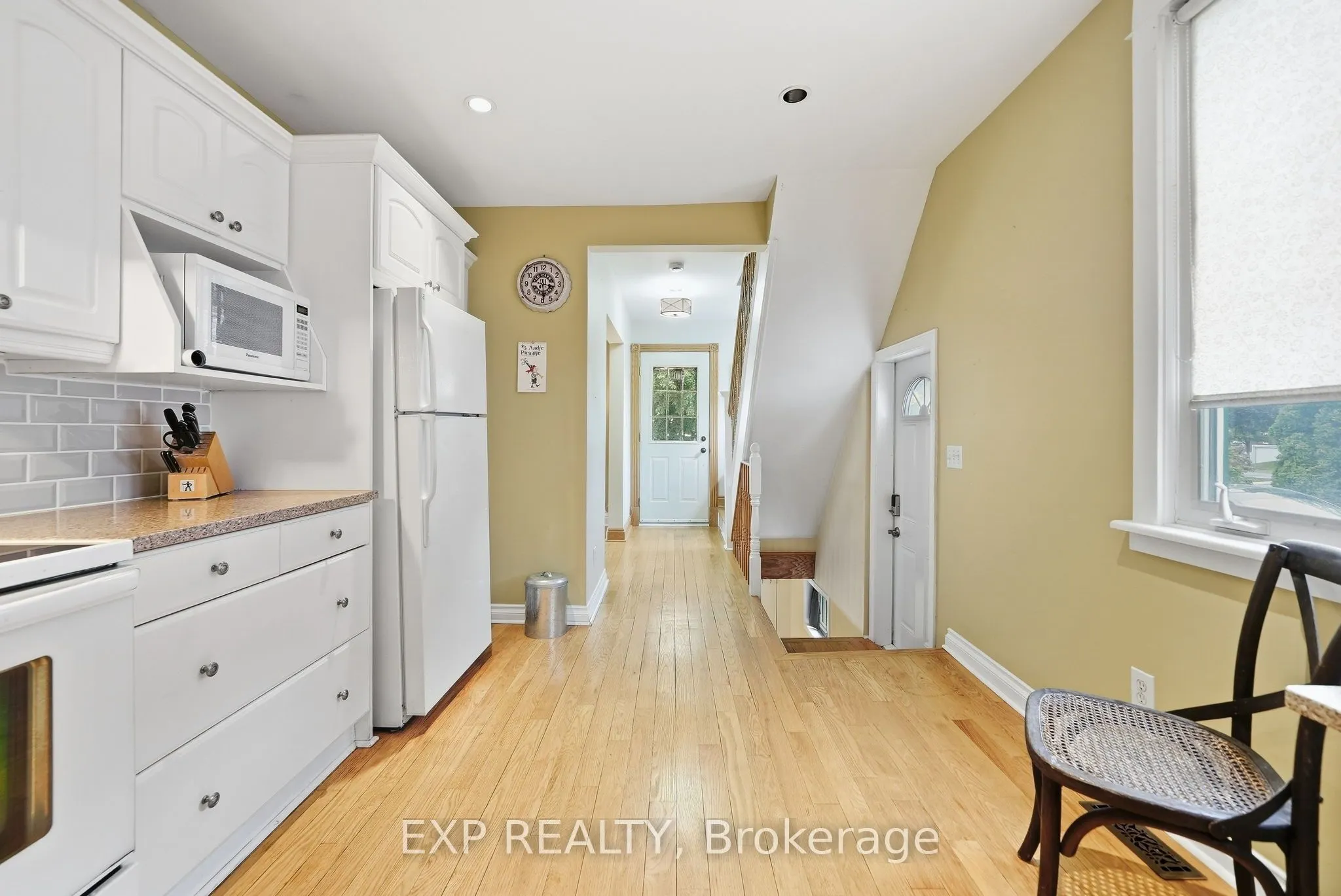 312 Walnut Street W