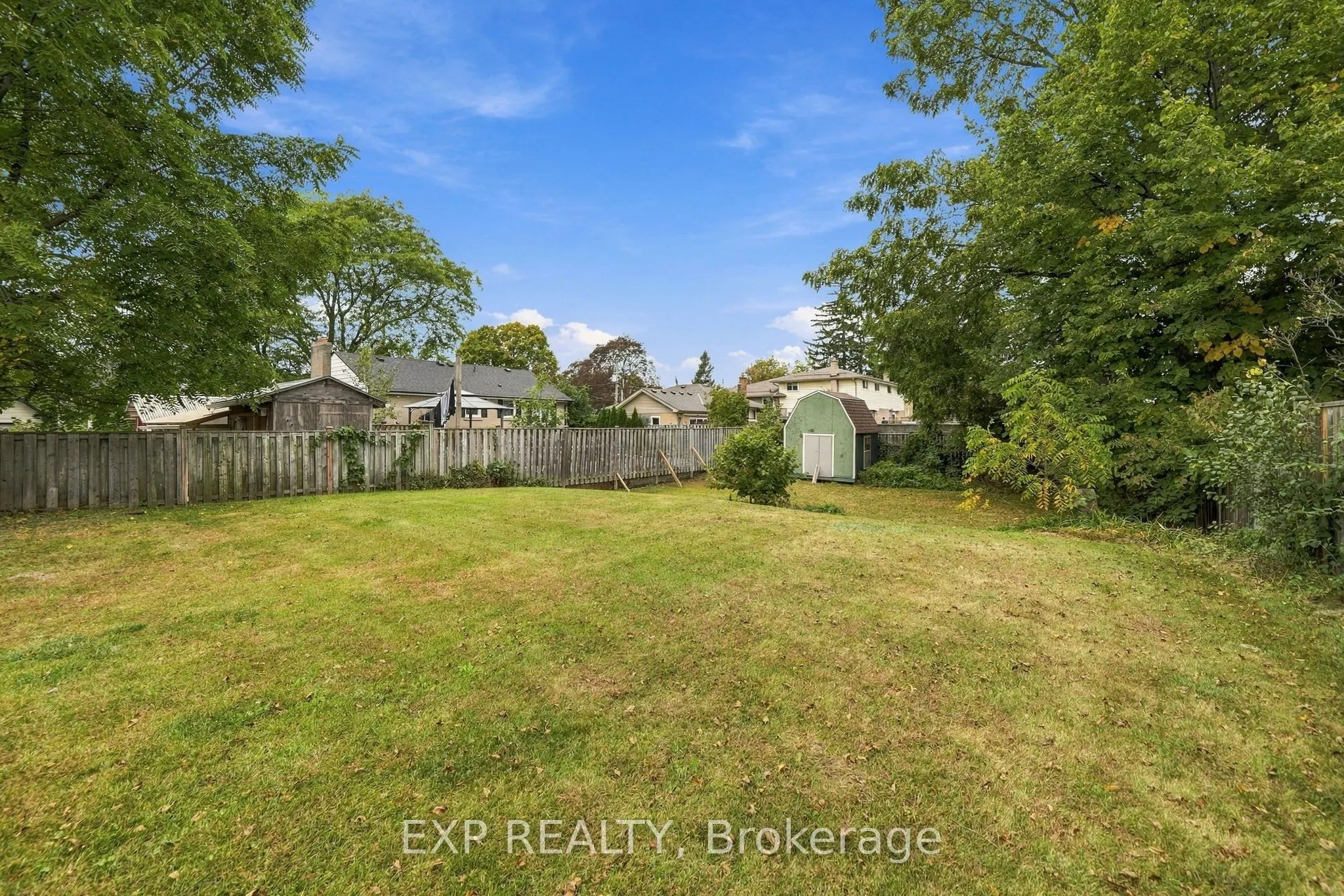 312 Walnut Street W
