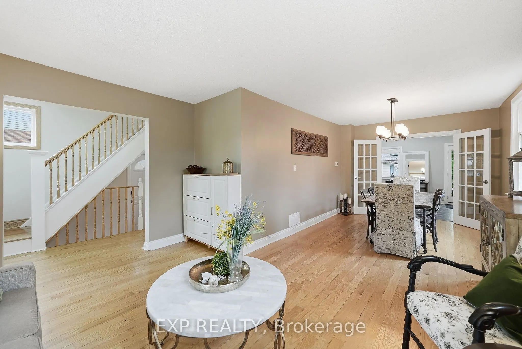 312 Walnut Street W