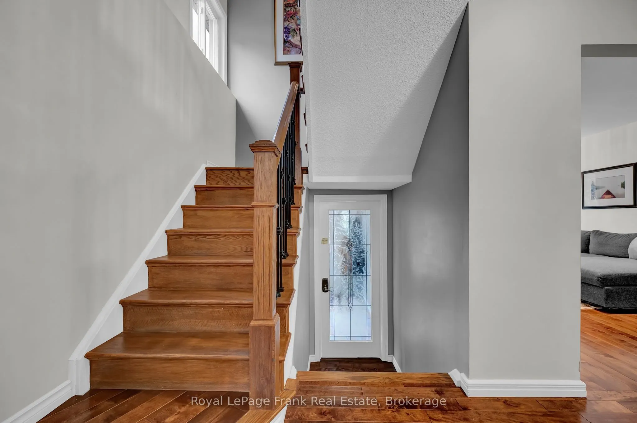 117 Lawrence Crescent