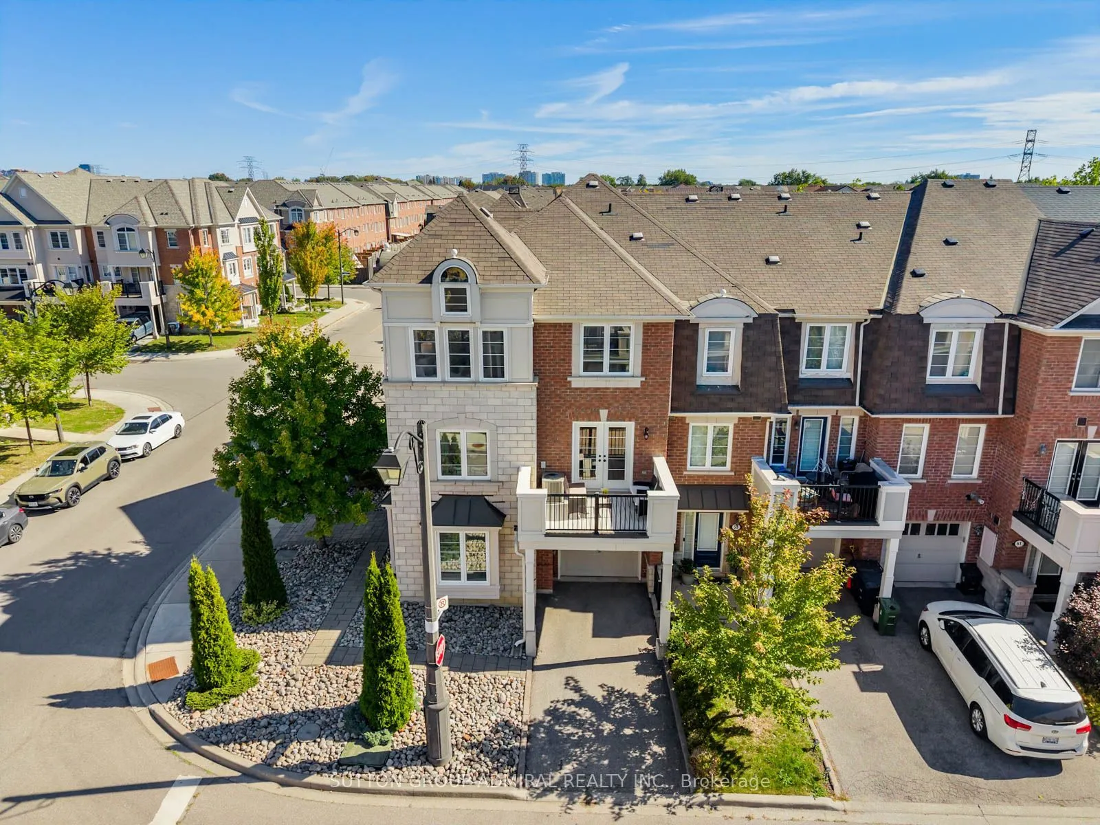 43 Deans Drive