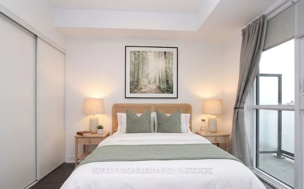 2550 Simcoe Street N #318