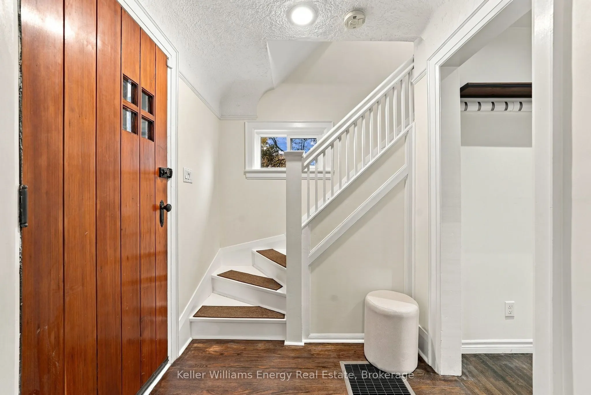 286 Gliddon Avenue