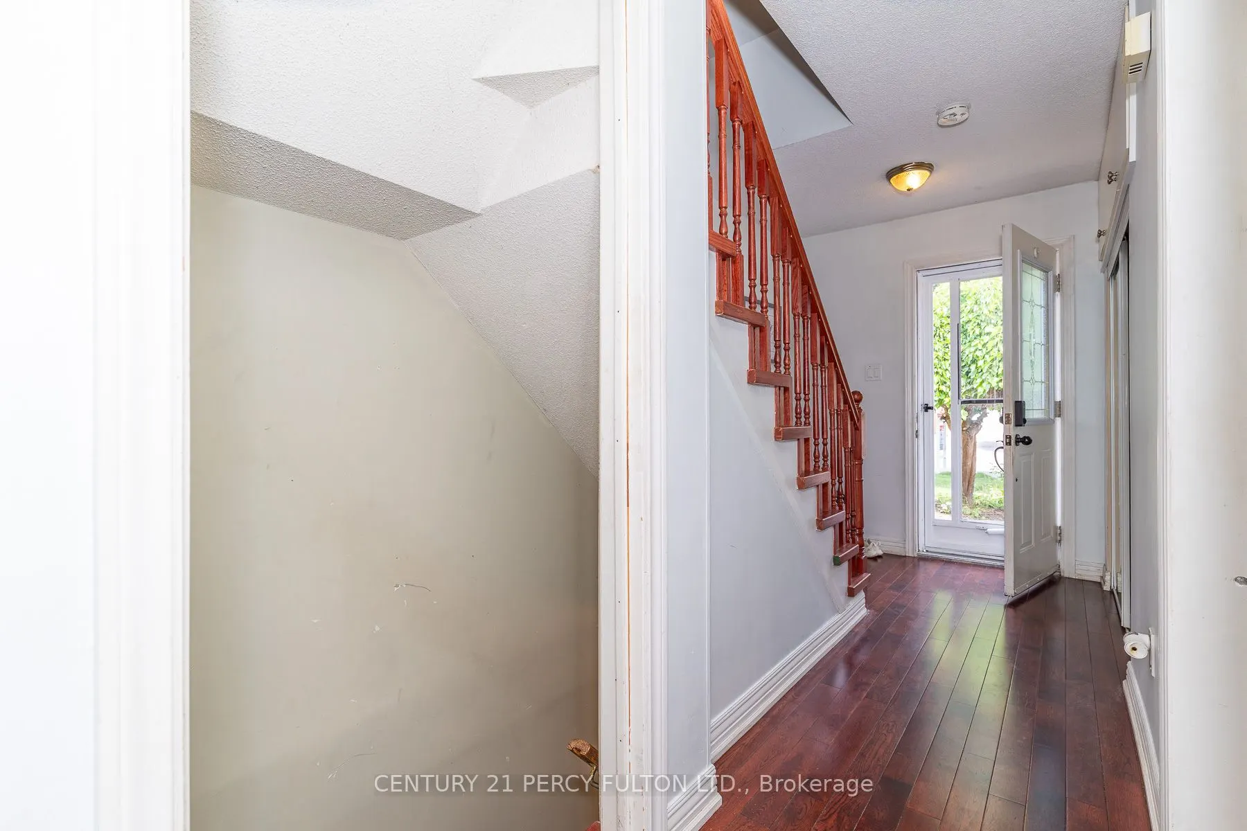 557 Cobblehill Drive