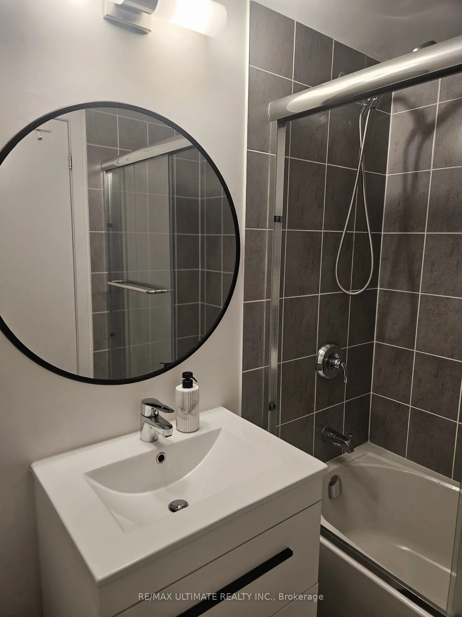 1255 Bayly Street #1703
