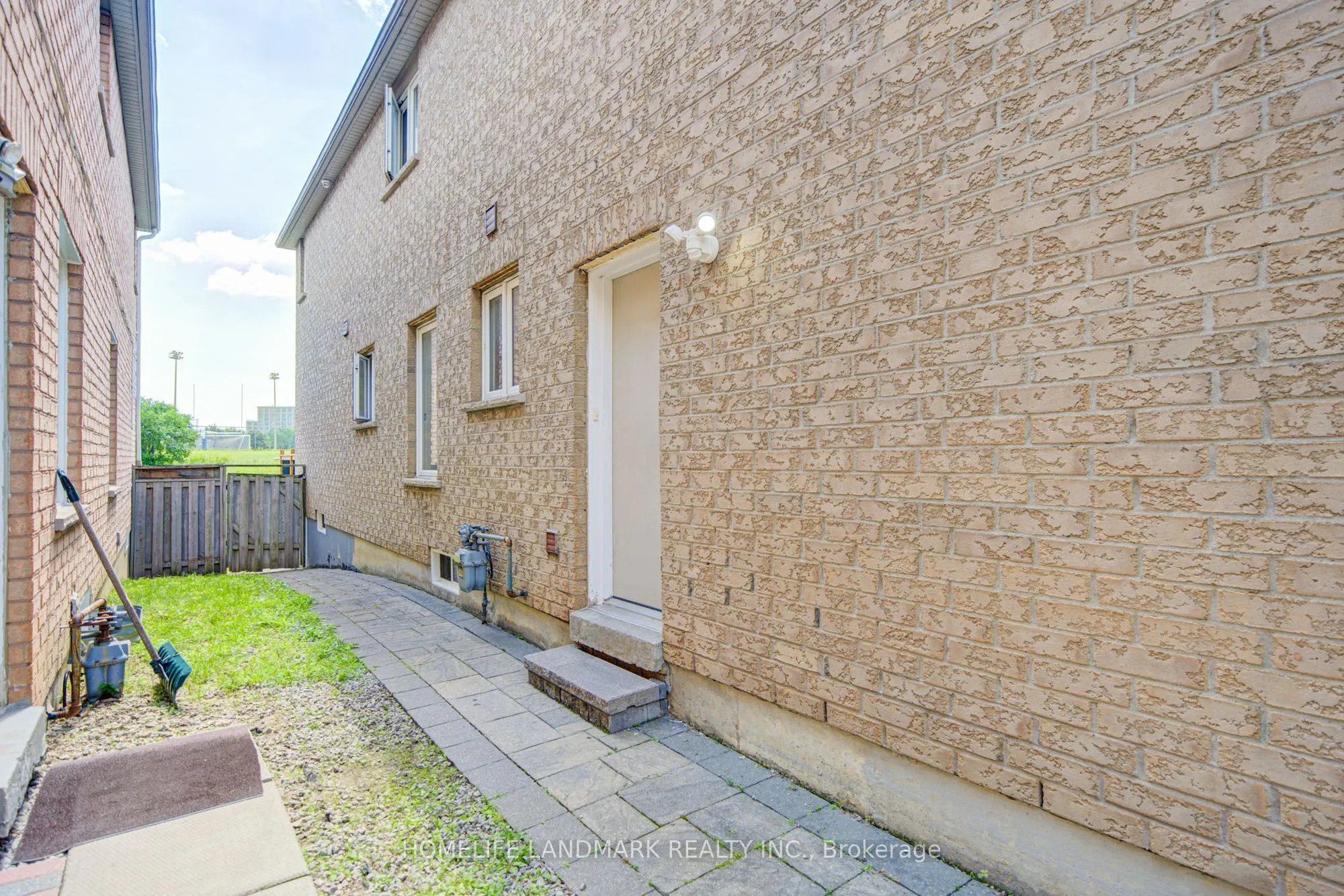 65 Shepton Way