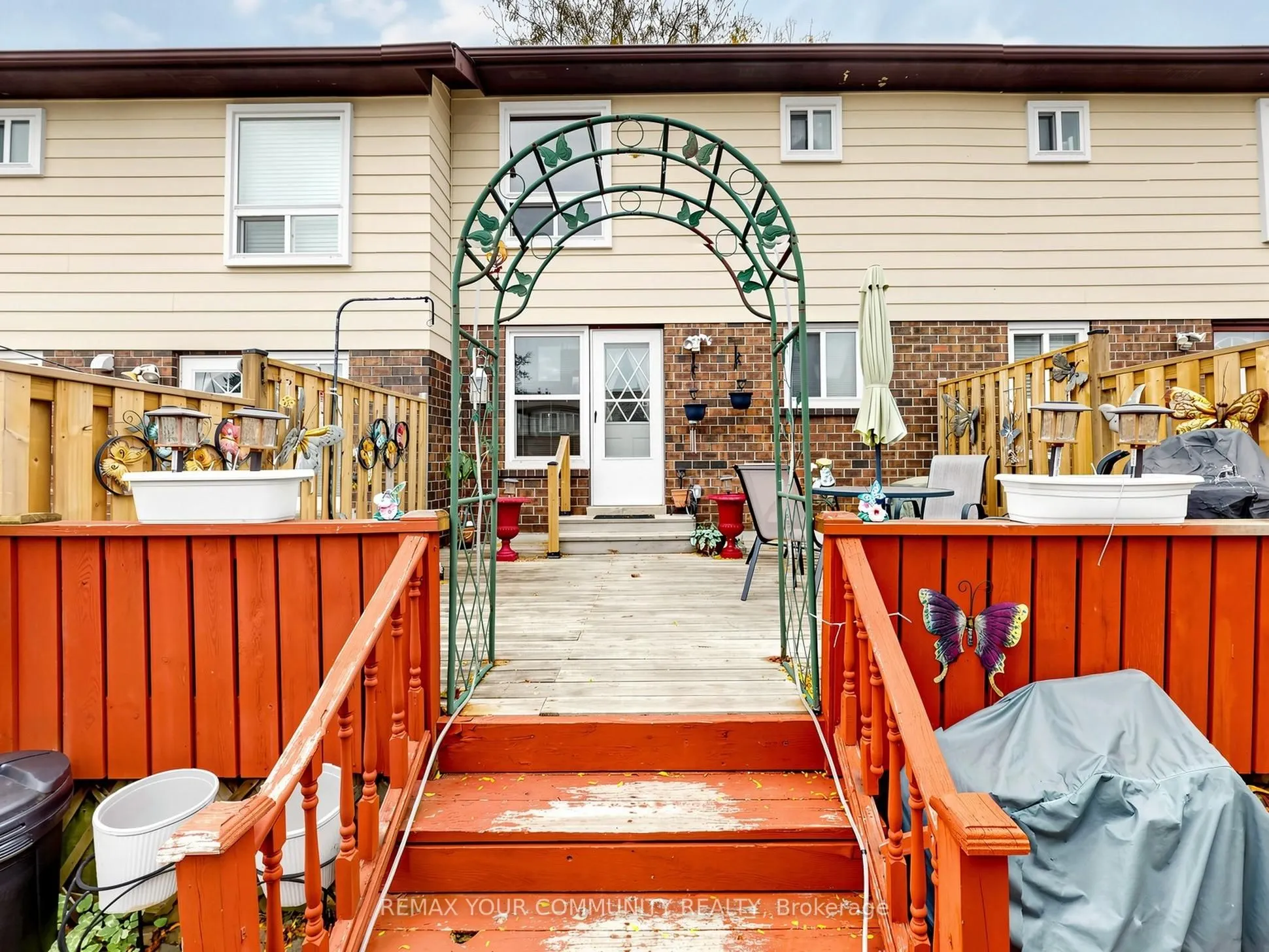 12 Jacques Lane #6
