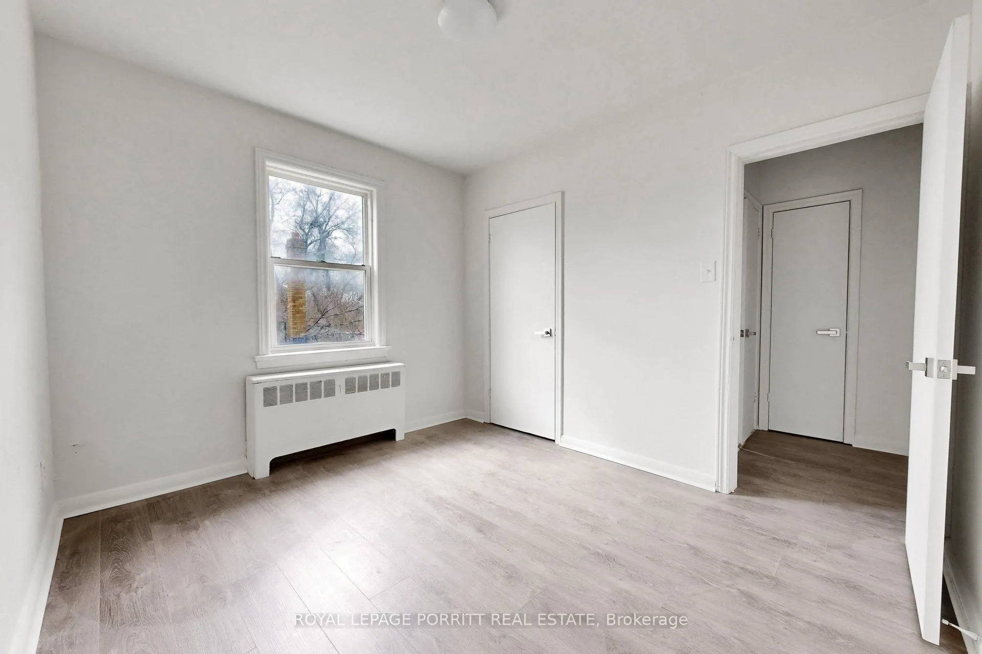 2633 Eglinton Avenue E