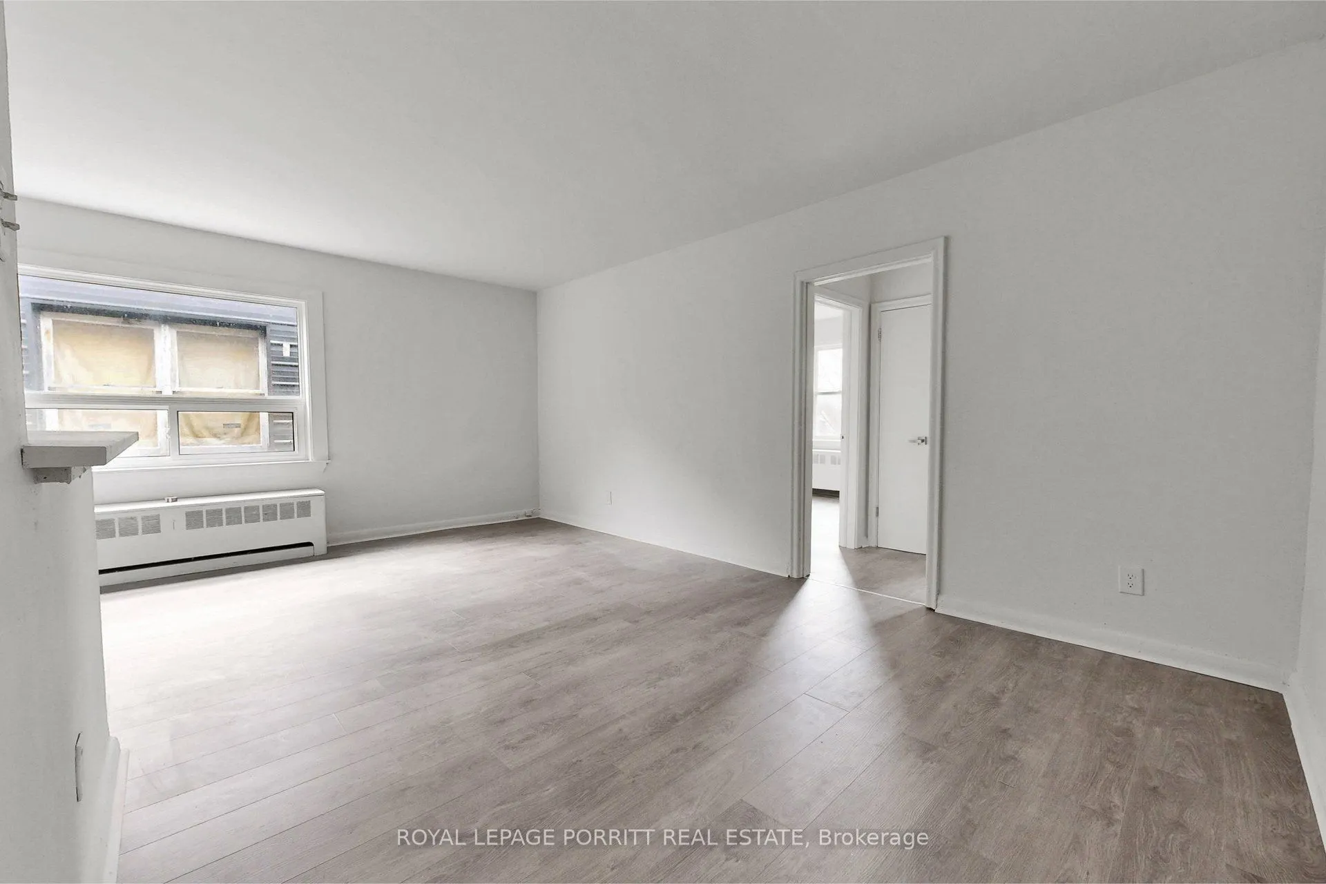 2633 Eglinton Avenue E