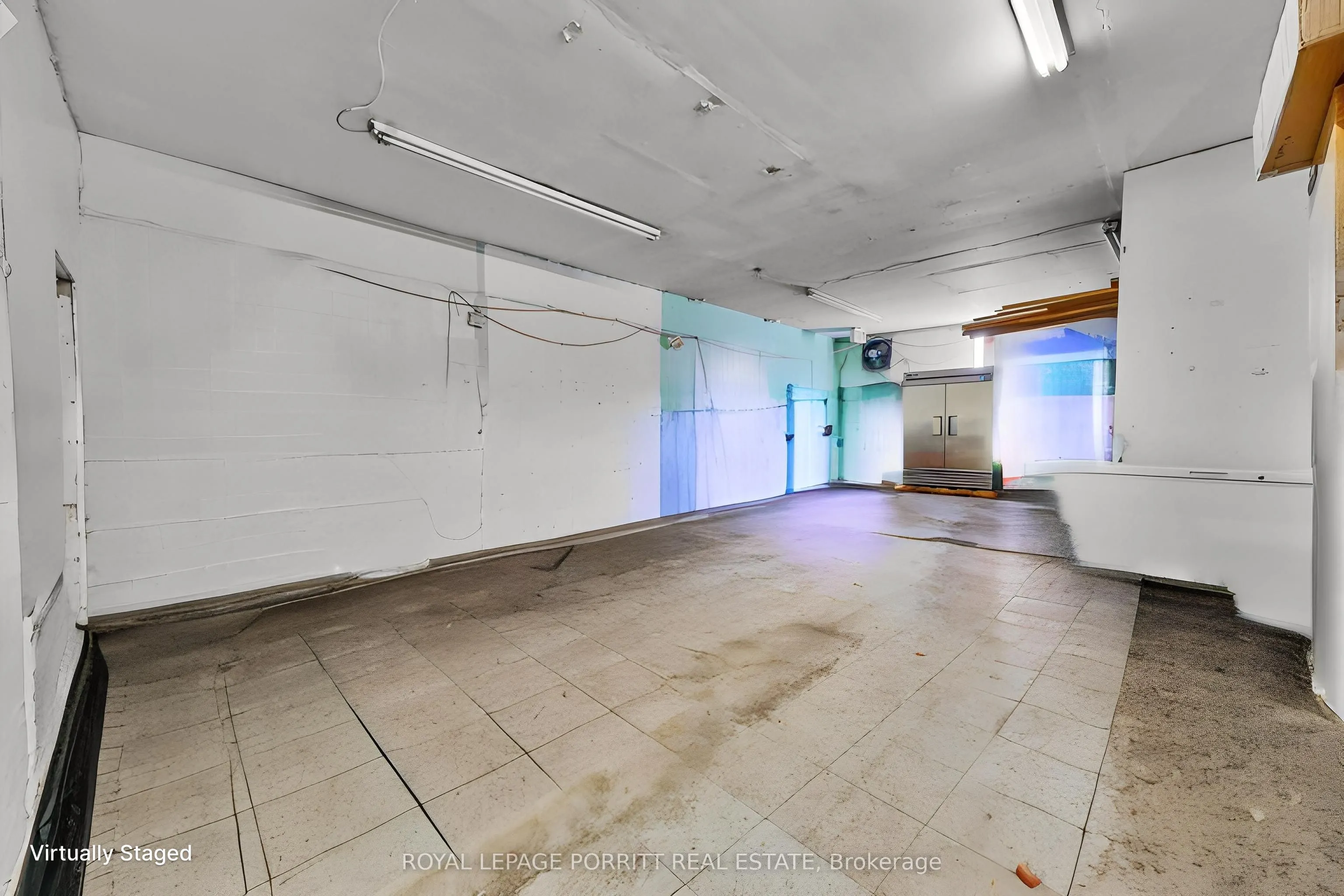 2633 Eglinton Avenue E