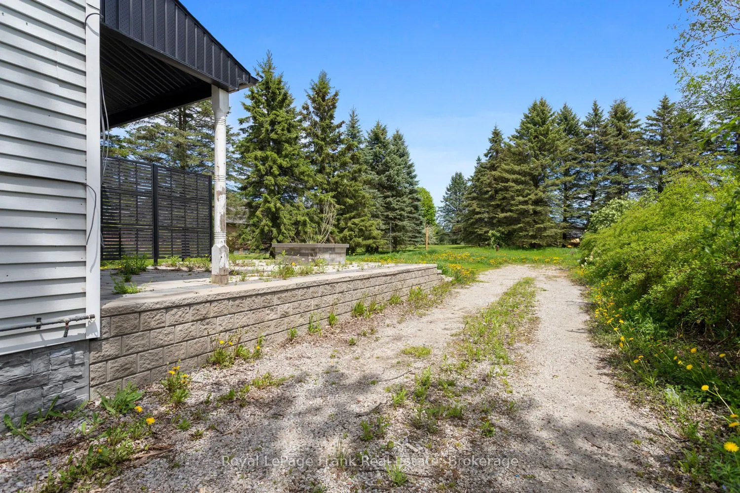 3531 Simcoe Street N