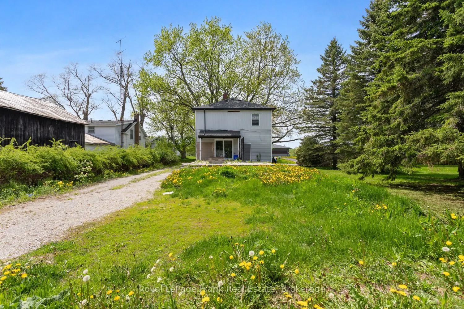 3531 Simcoe Street N