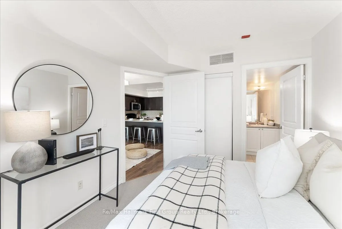 1600 Charles Street #302