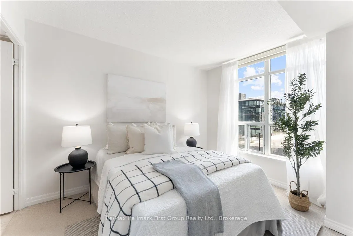 1600 Charles Street #302