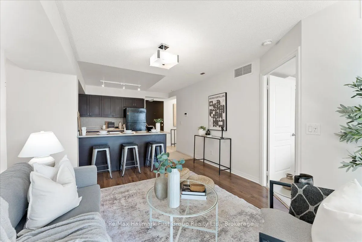 1600 Charles Street #302