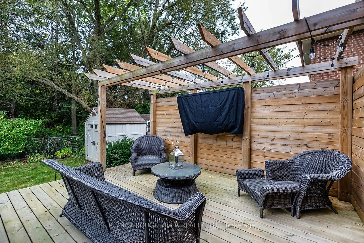 37 Wyndfield Crescent
