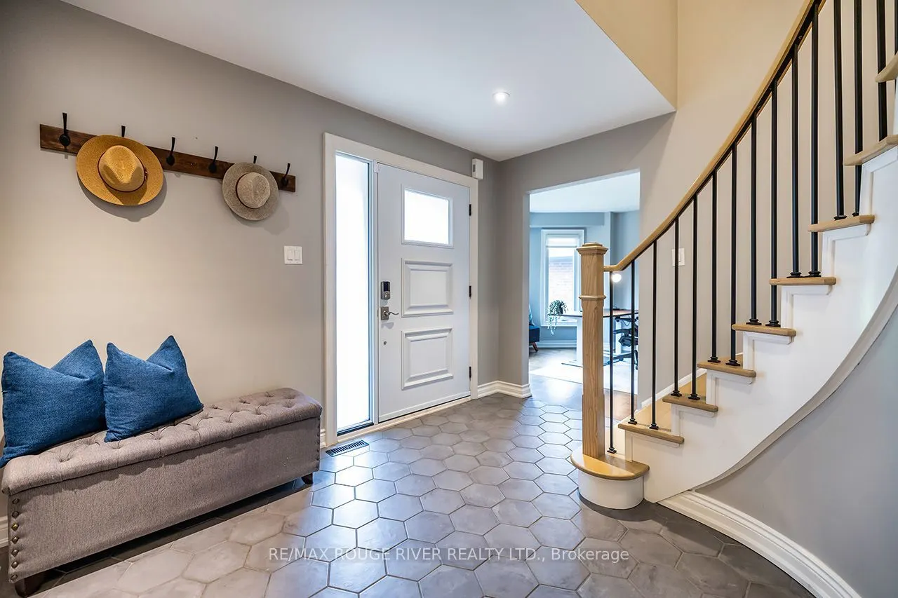 37 Wyndfield Crescent