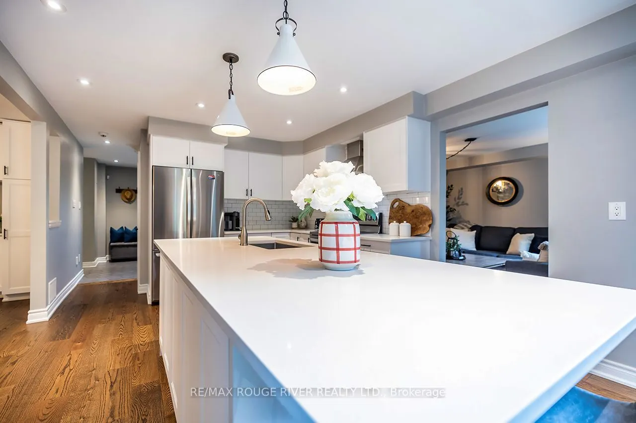 37 Wyndfield Crescent