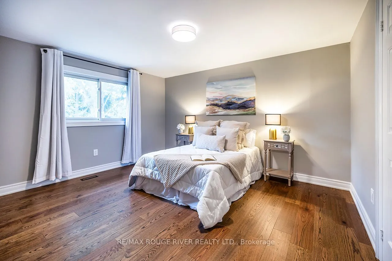 37 Wyndfield Crescent