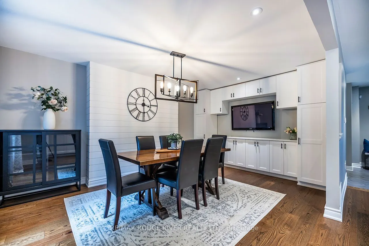 37 Wyndfield Crescent