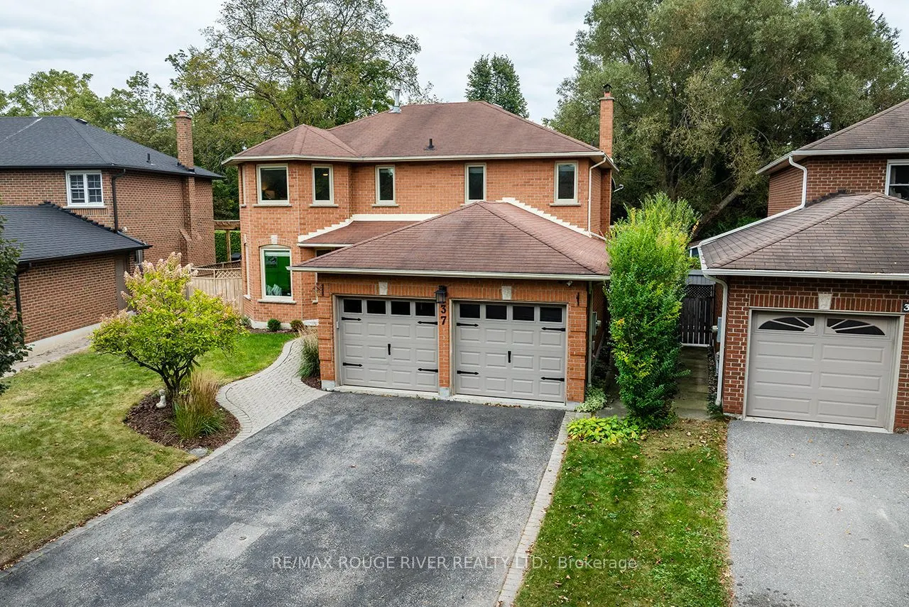 37 Wyndfield Crescent