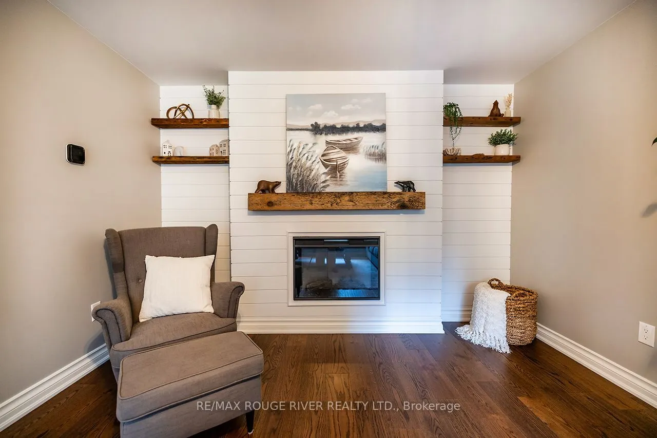 37 Wyndfield Crescent