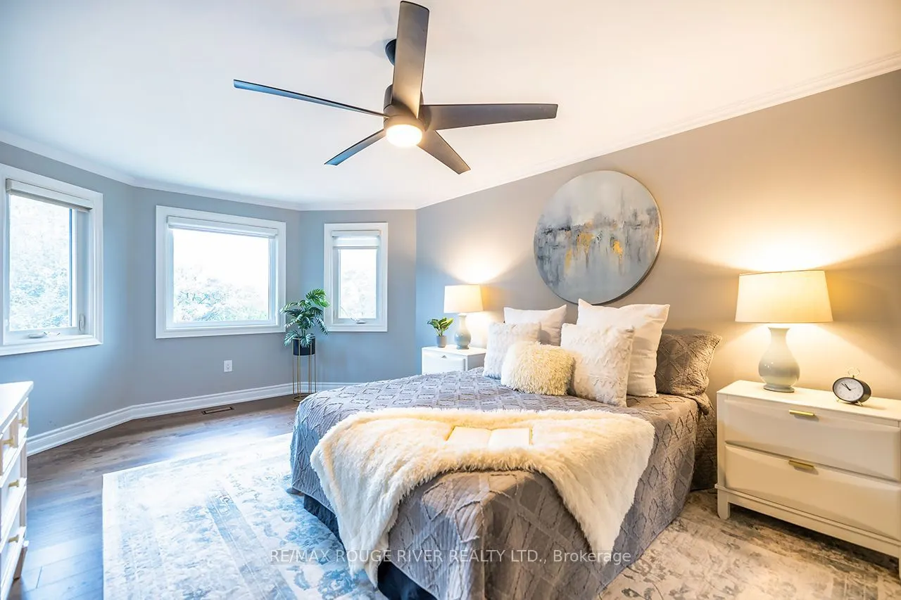 37 Wyndfield Crescent