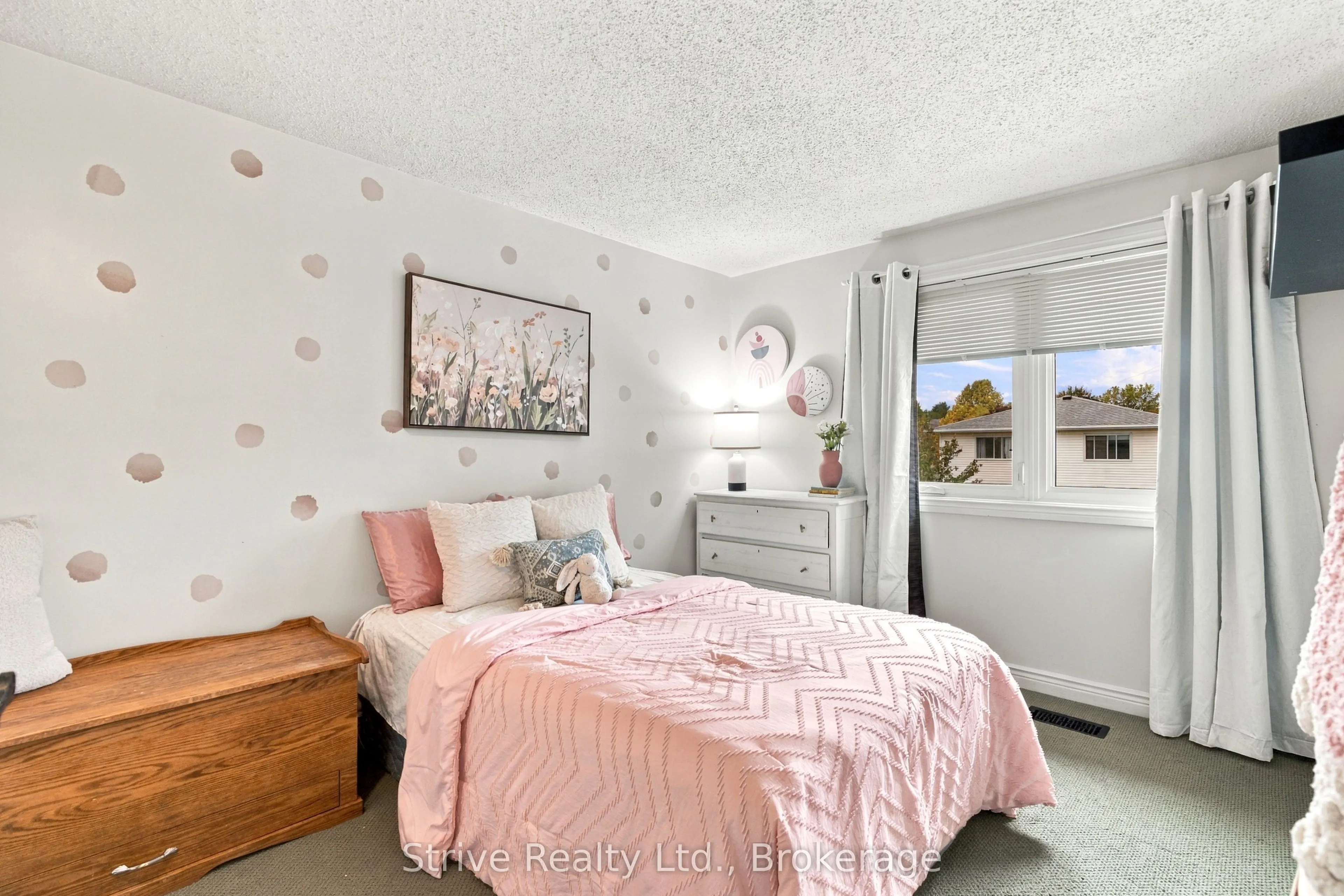 40 Mclellan Drive
