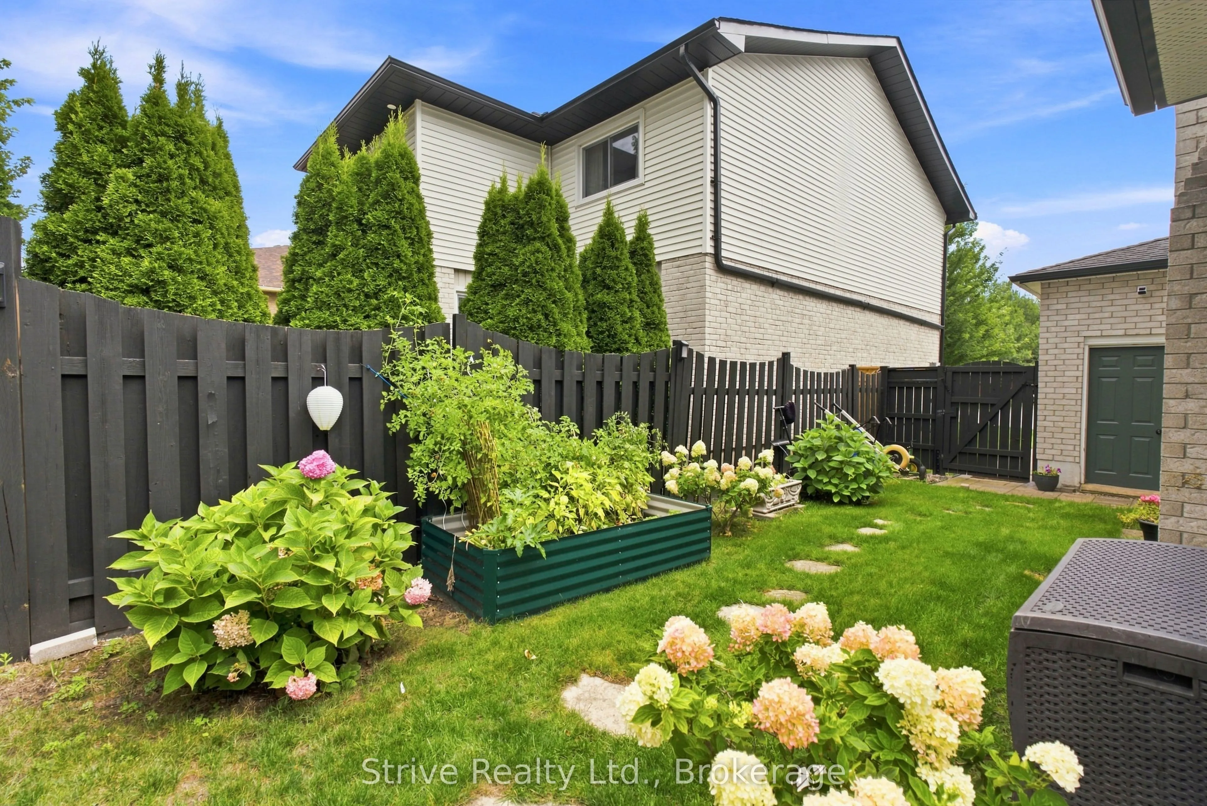 40 Mclellan Drive