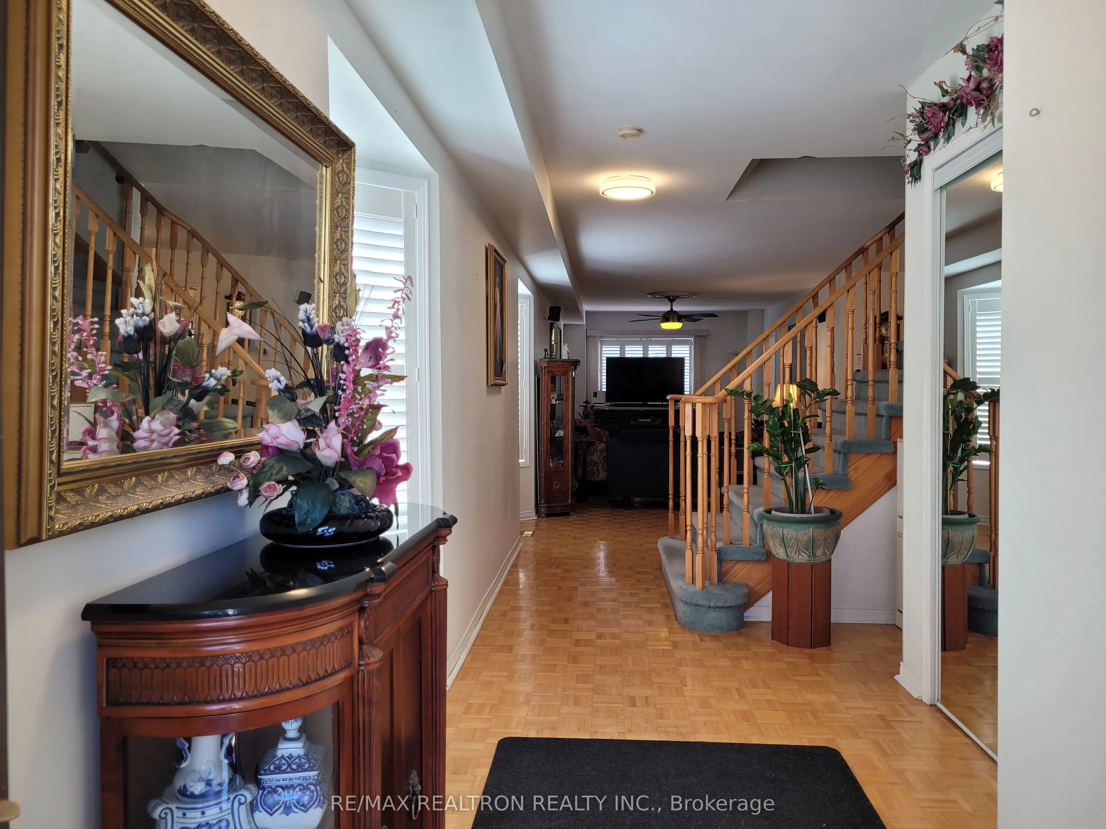 6 Echo Glen Road
