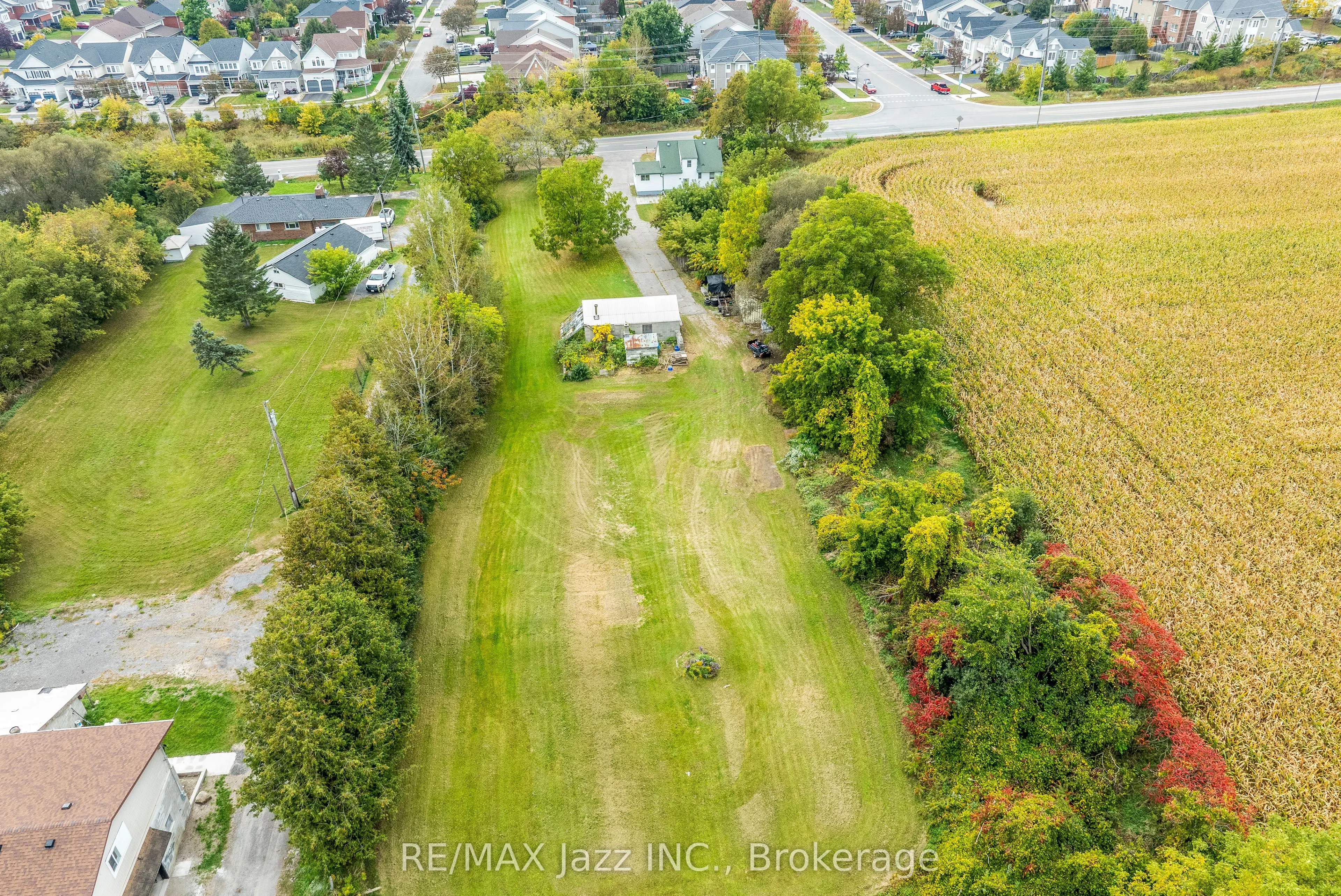 1585 Townline Road N