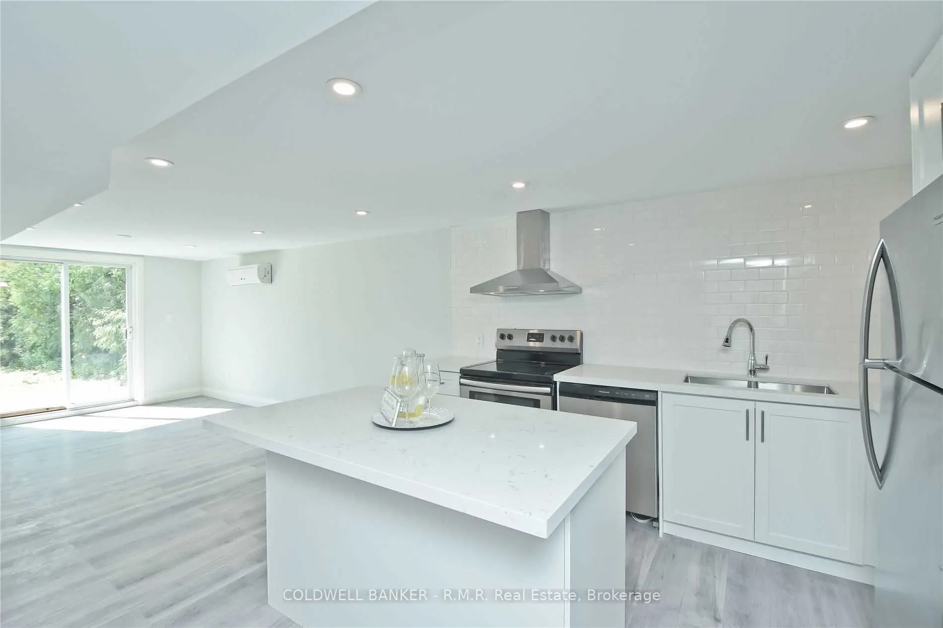 760 Ashley Court #Lower