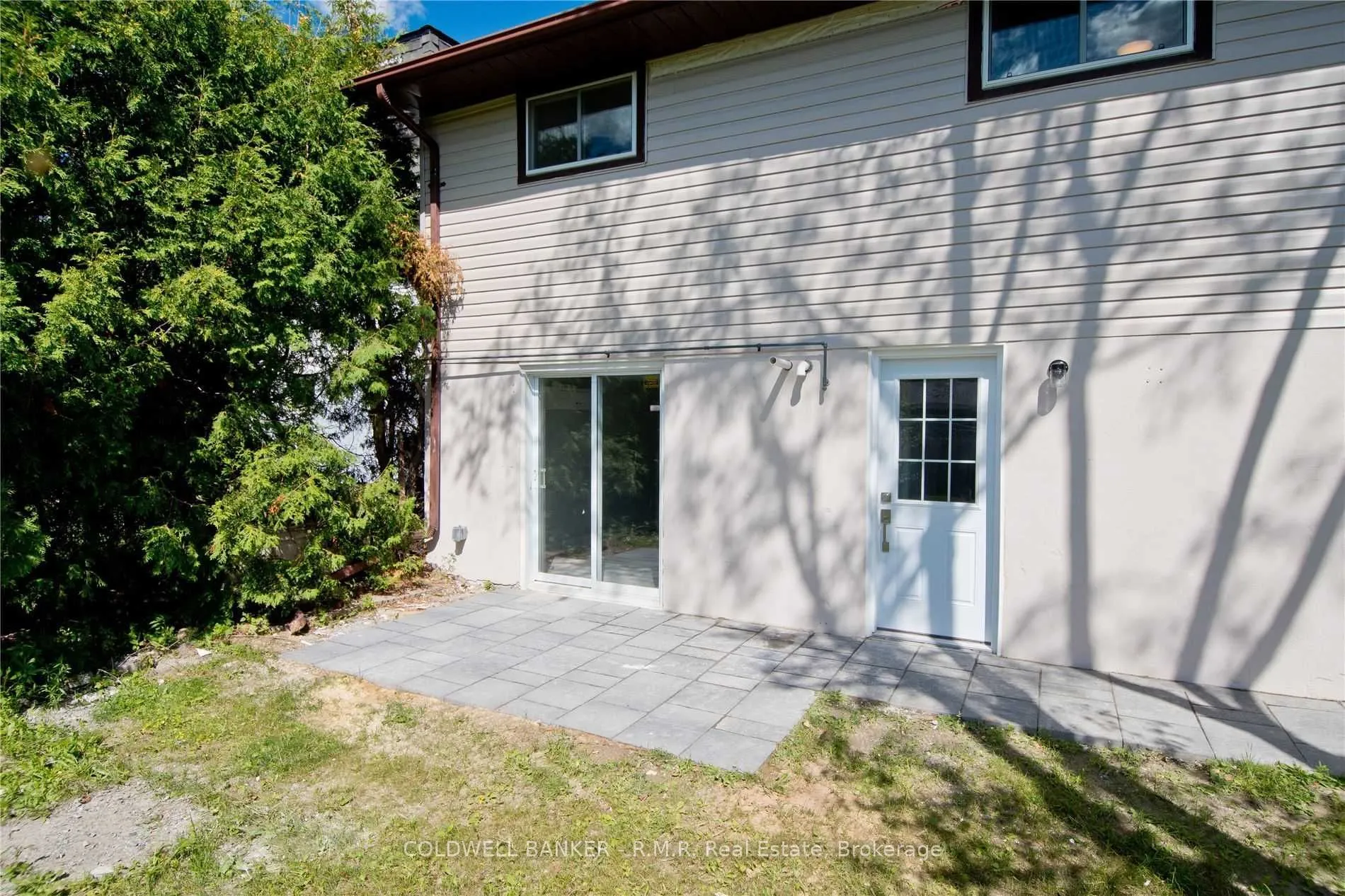 760 Ashley Court #Lower