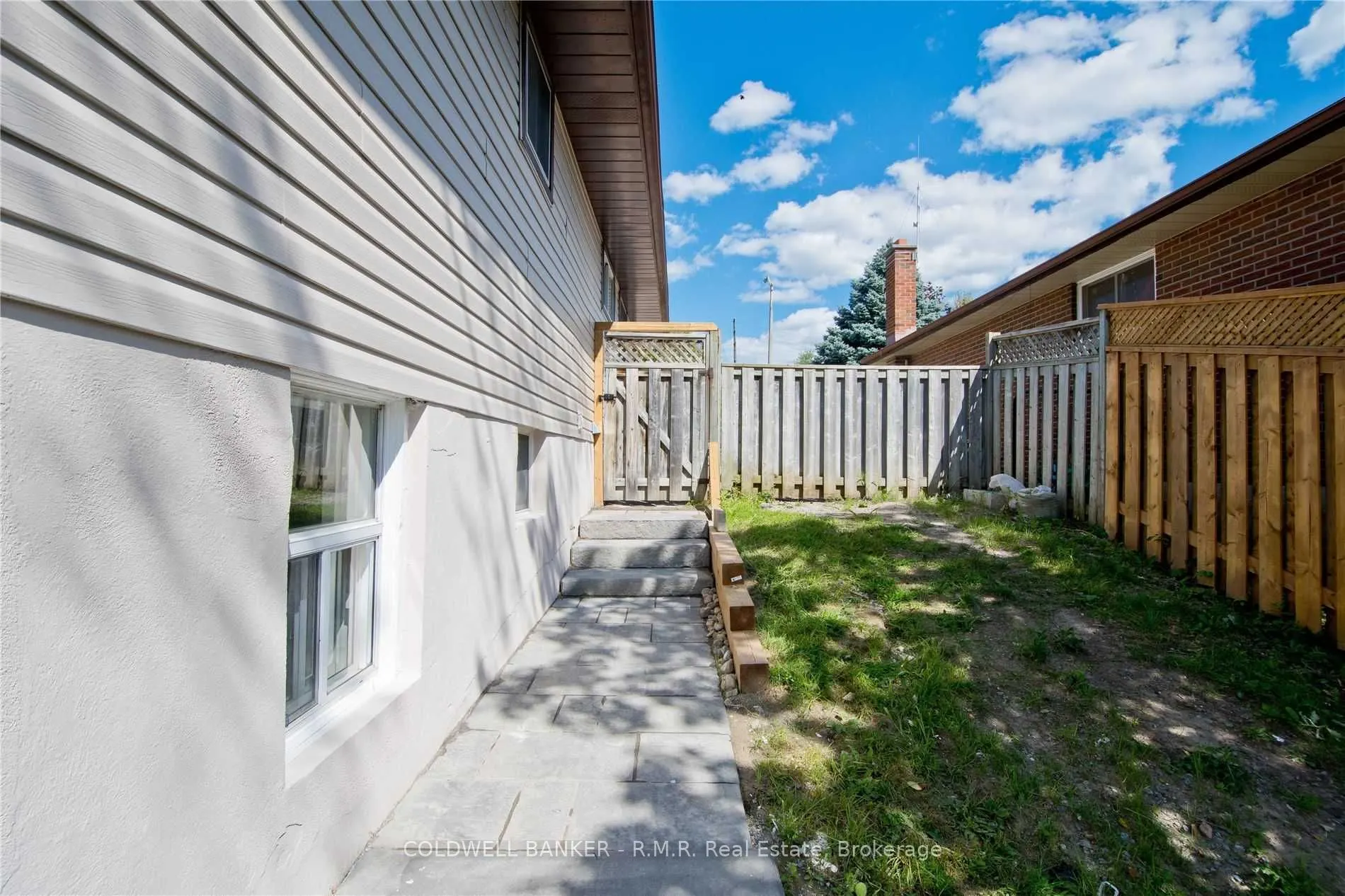 760 Ashley Court #Lower