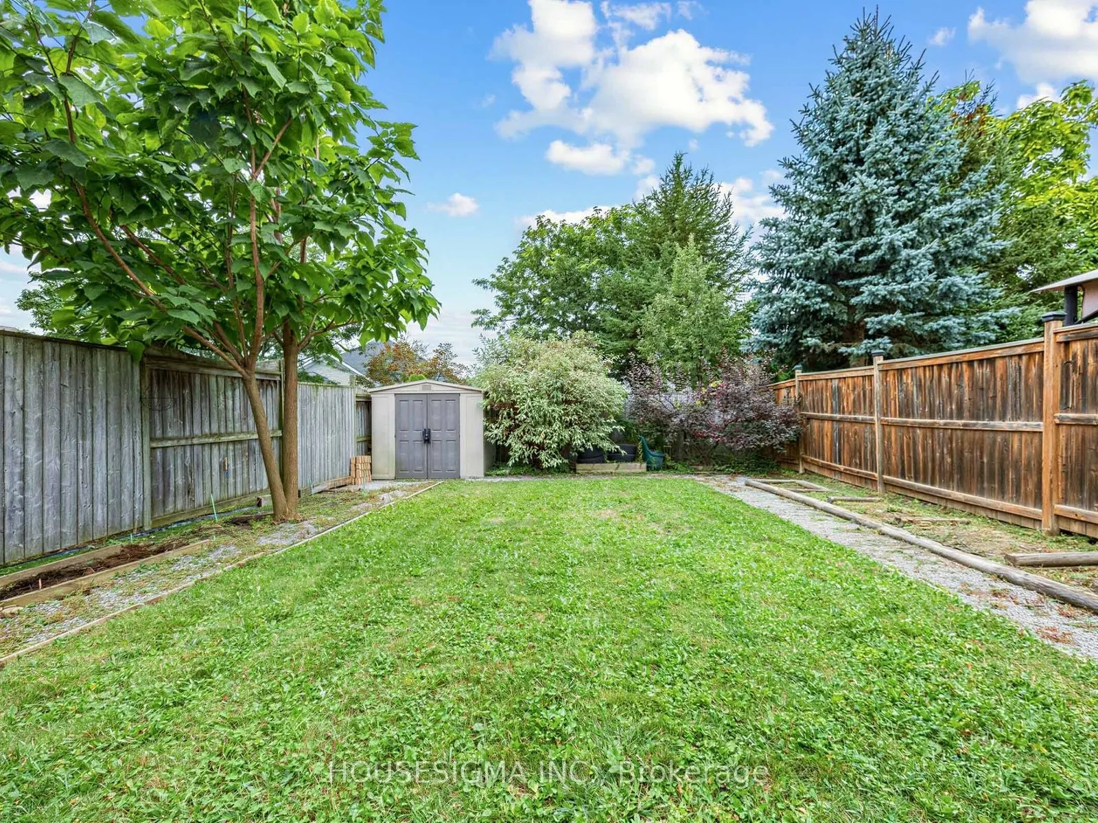 554 Aldershot Drive