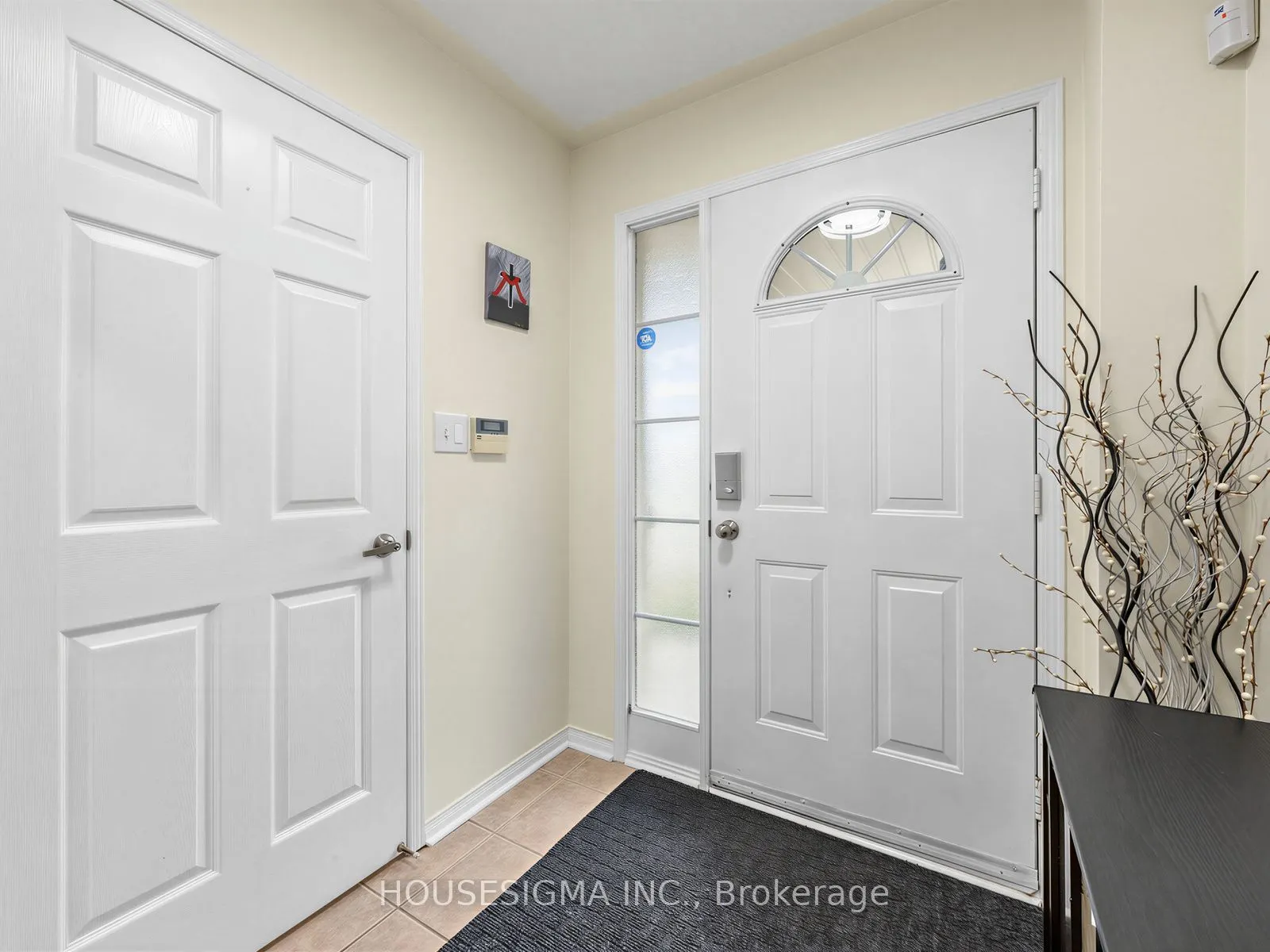 554 Aldershot Drive