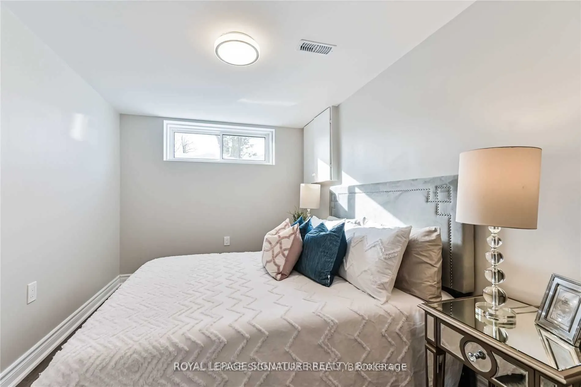 123 Bowman Avenue #Lower