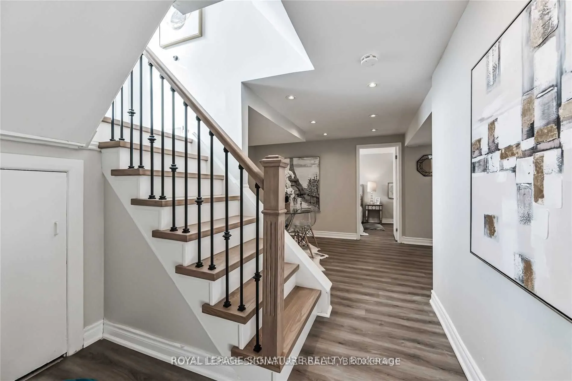 123 Bowman Avenue #Lower