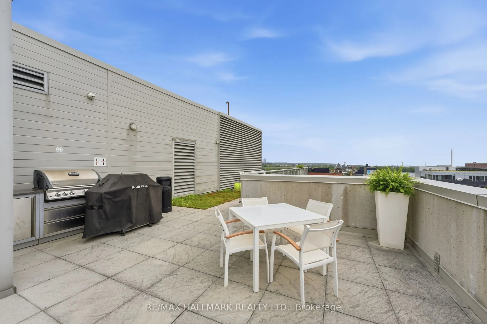 630 Queen Street E #602