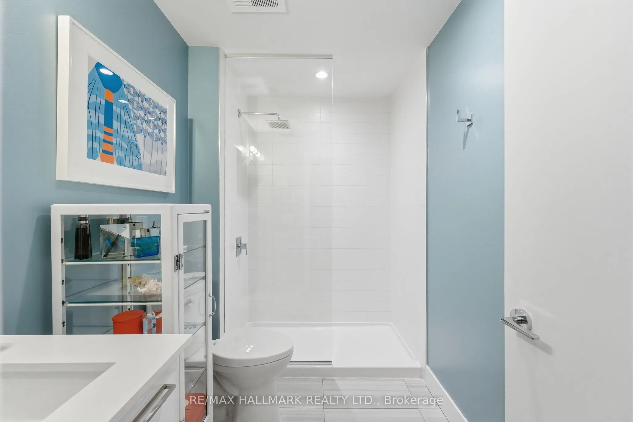 630 Queen Street E #602