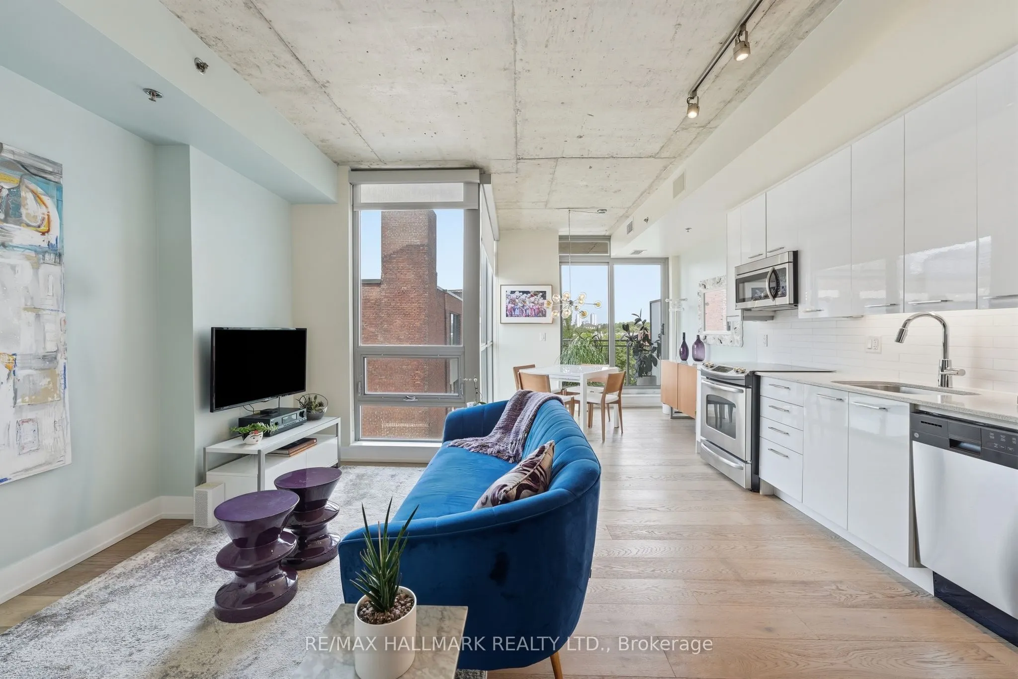 630 Queen Street E #602