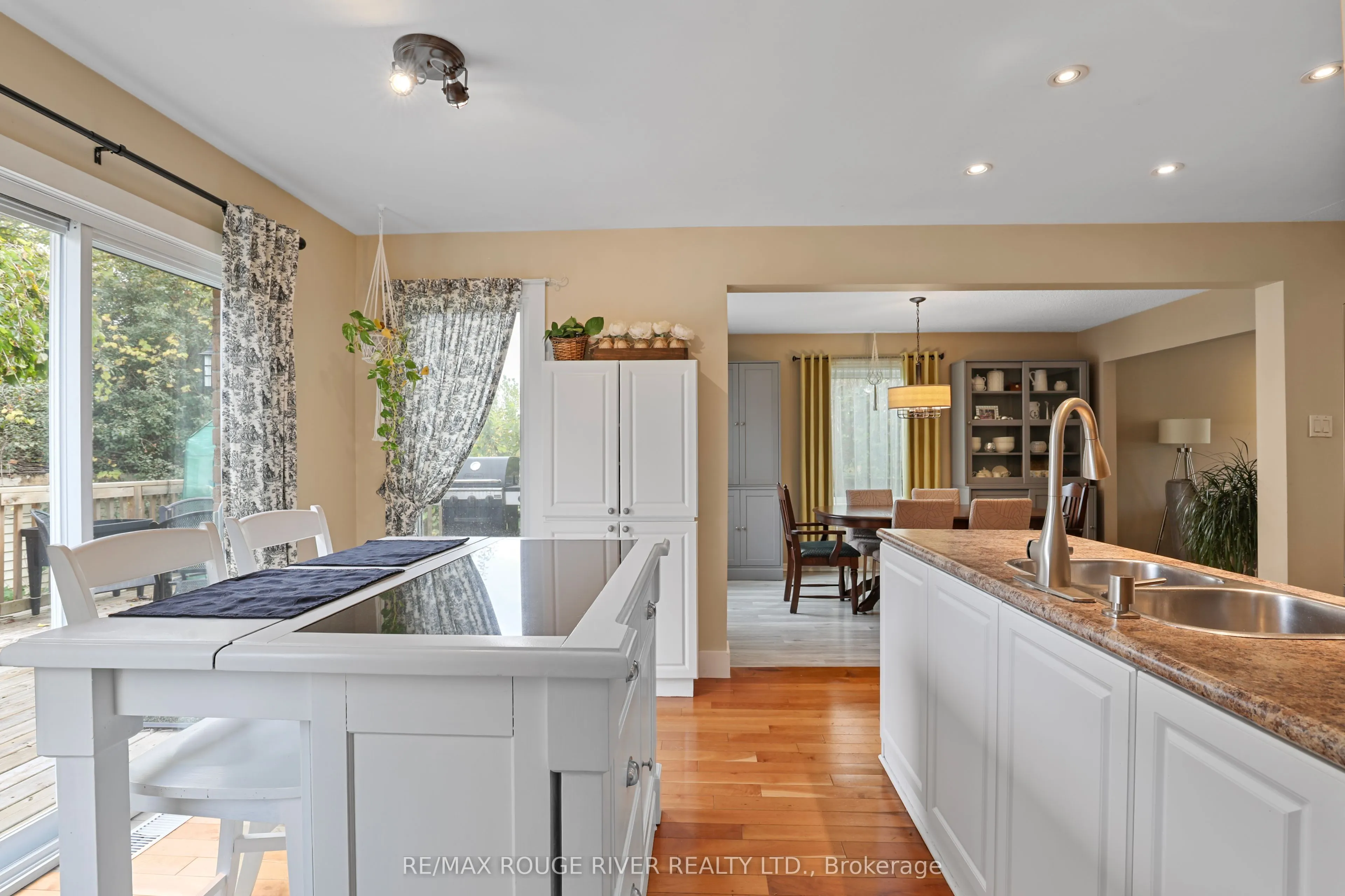 648 Cognac Crescent