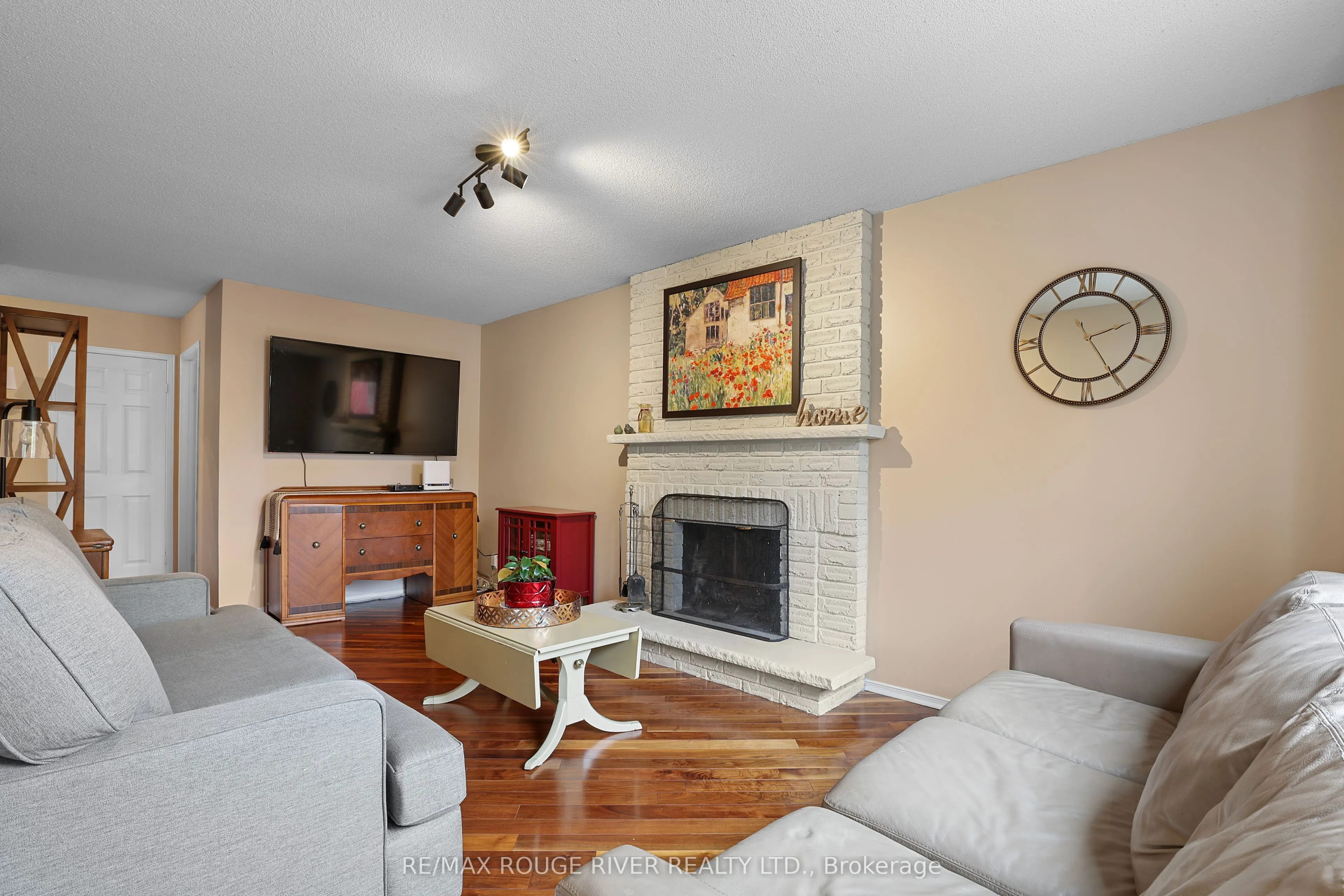 648 Cognac Crescent